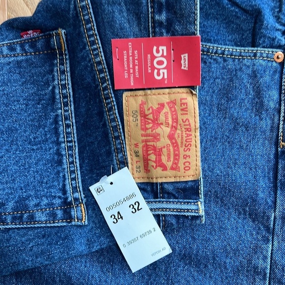 New! Levi’s mens SZ 34/32 regular blue jeans. - Picture 5 of 9